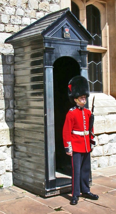 GUARD AT TOWER OF LONDON