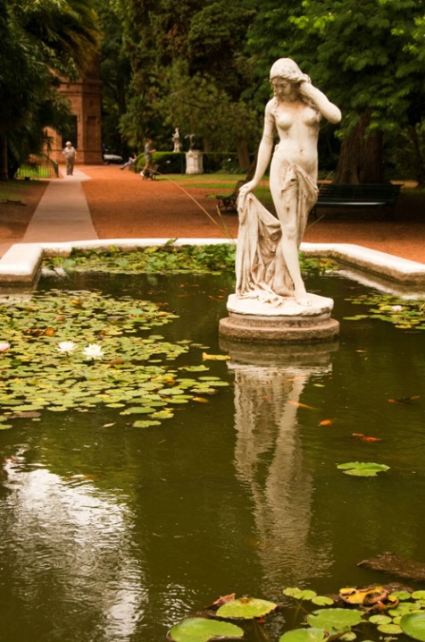 Statue in Botanical Garden
