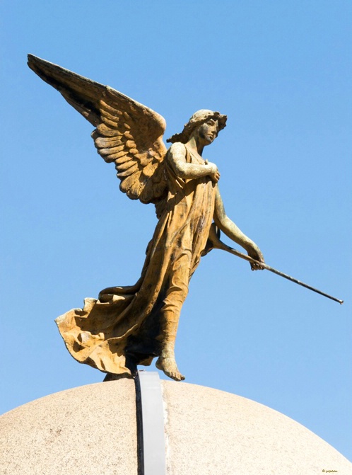 Ricoleta Cemetary Statue