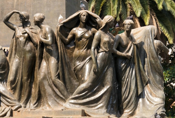 Salta fountain detail