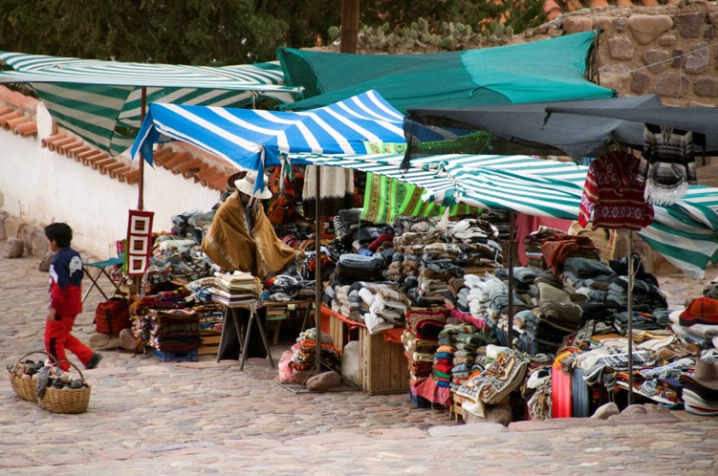 vendor, North of Salta