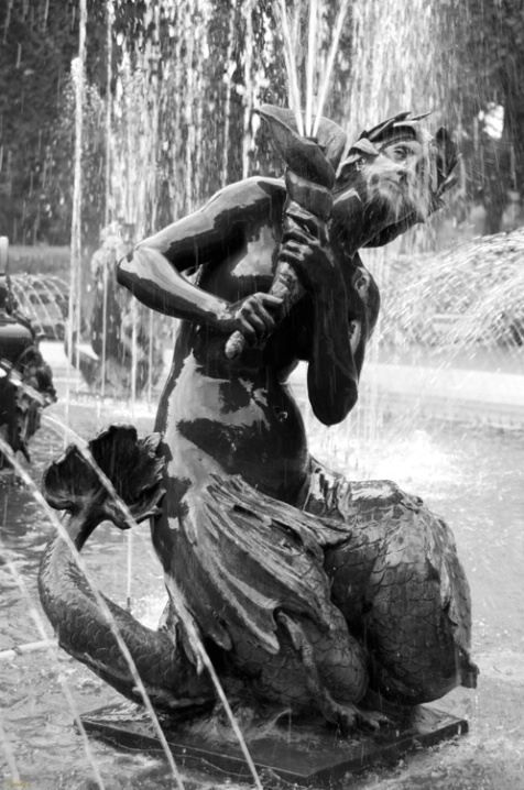 Parque San Martin, fountain detail