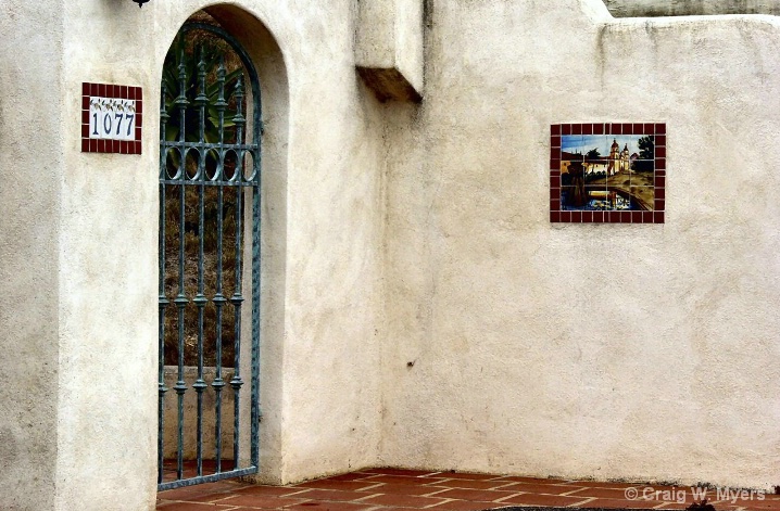 Hacienda Gate 1