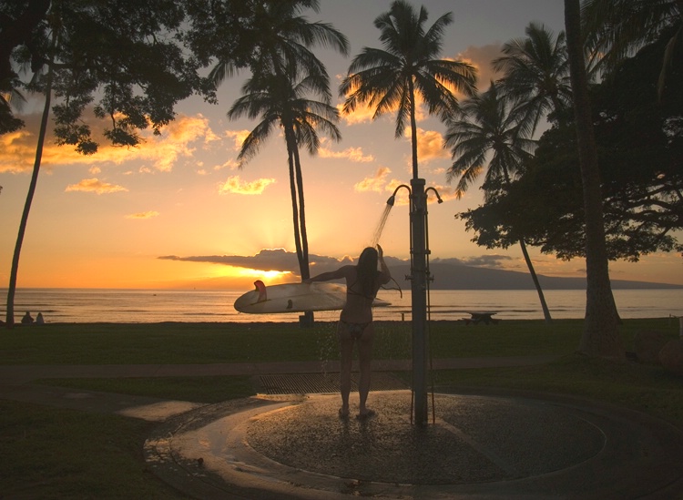Lahina Maui Surfer Girl - Sunset mode