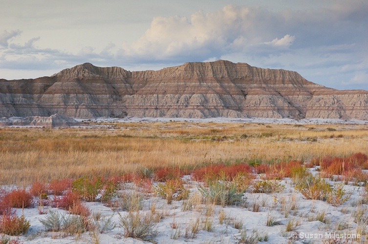 Badlands, SD Desert Mtns 5819a