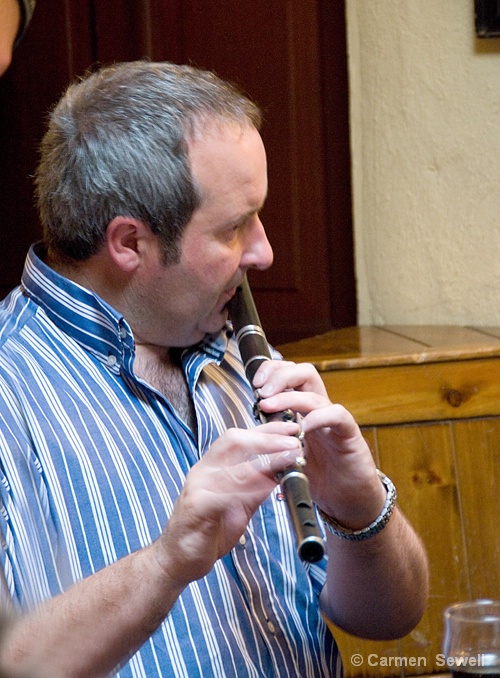 Flautist at Gus O'Connors Pub