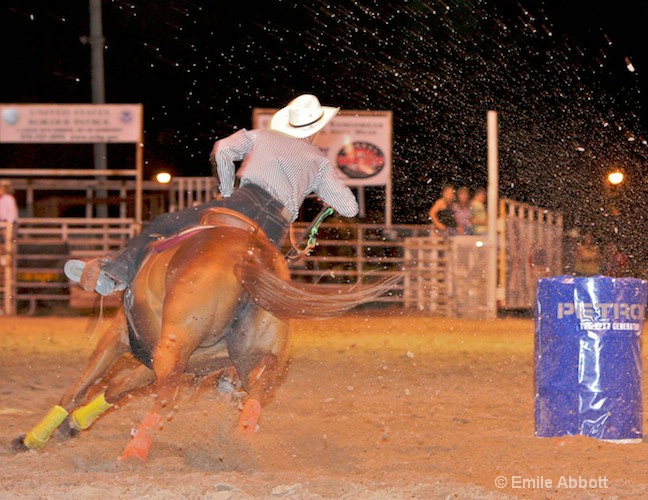 Ladies Barrel Racing