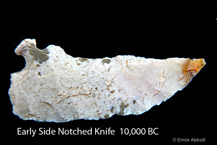 Early-side-notched-knife 