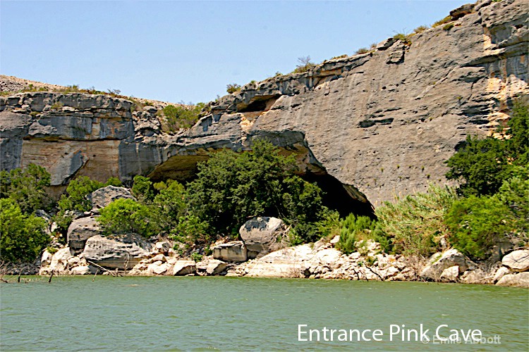 entrance-to-pink-cave 