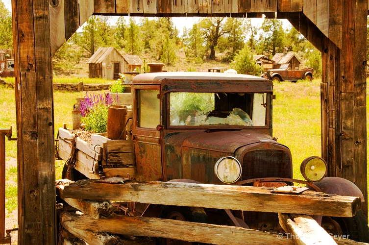 Jim's Junction, Oregon