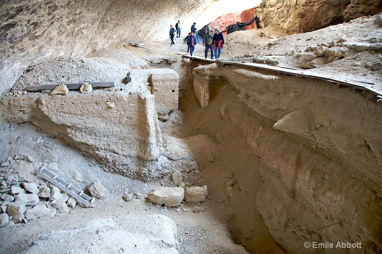 Excavation site Bonfire Shelter 41VV218