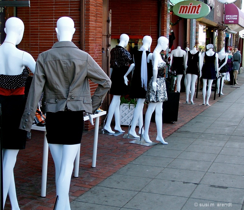 Pacific Beach Mannequins