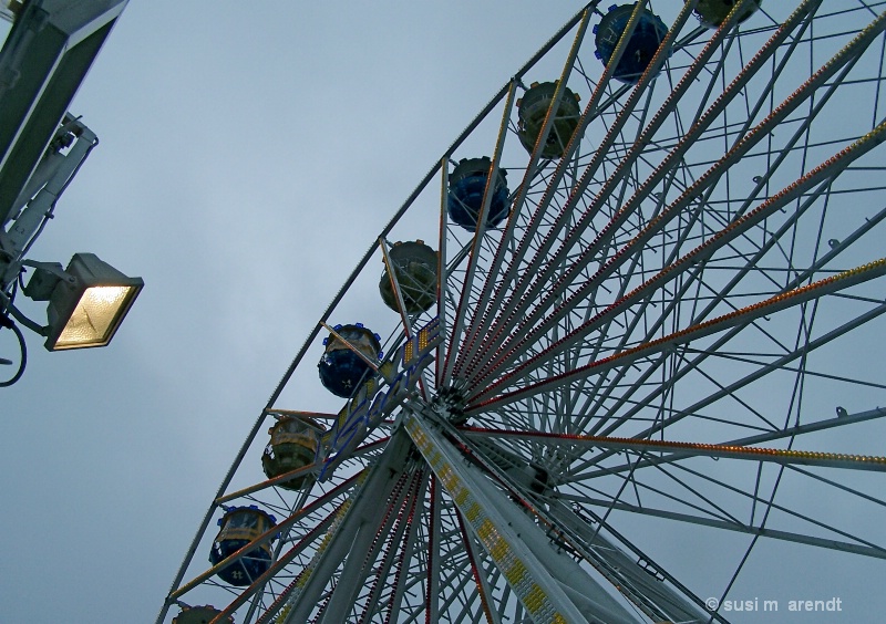 Ferris Wheel 