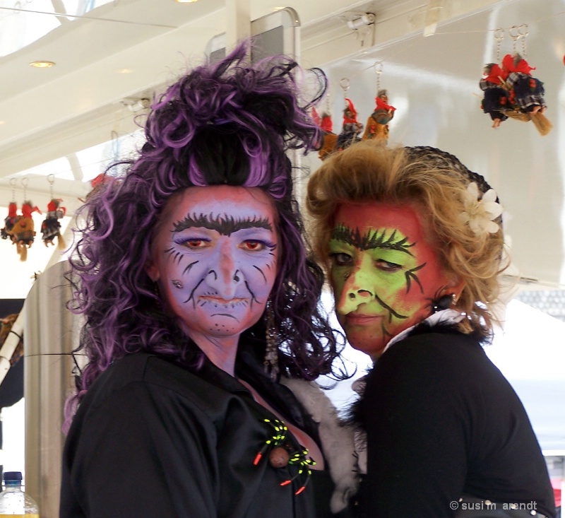 Girls on the Town, Goslar