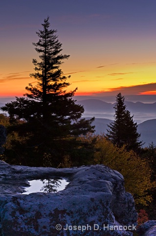 Daybreak at Bear Rocks   d700 1350