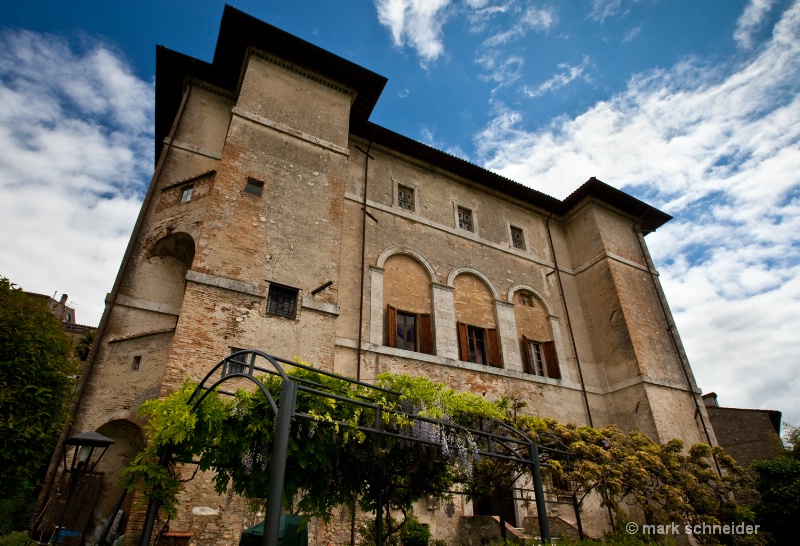 Palazzo Farrattini