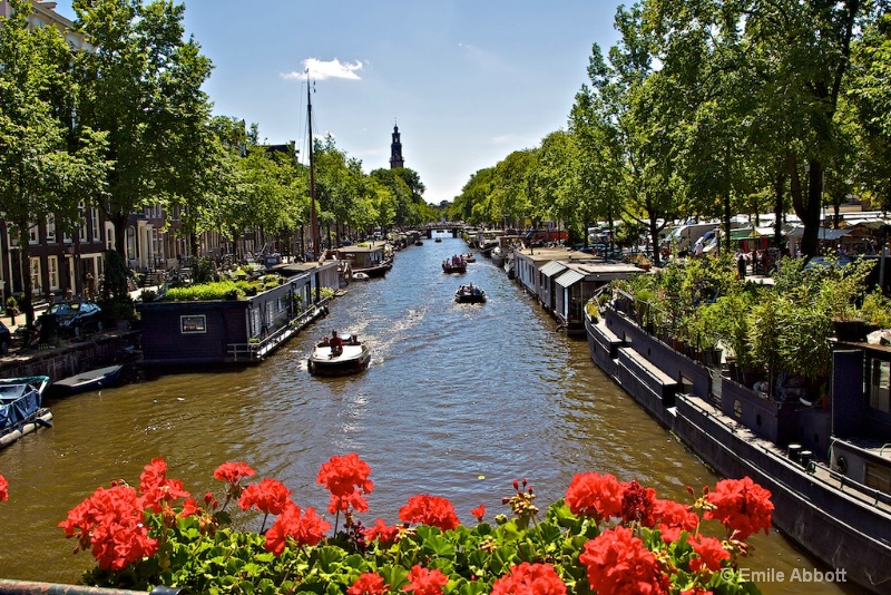 Prinsengracht on typical Saturday