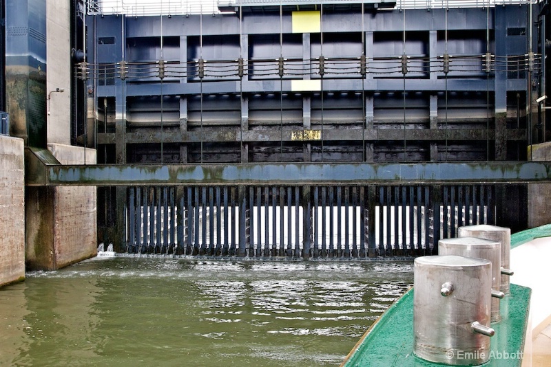 Lock gates beginning to rise