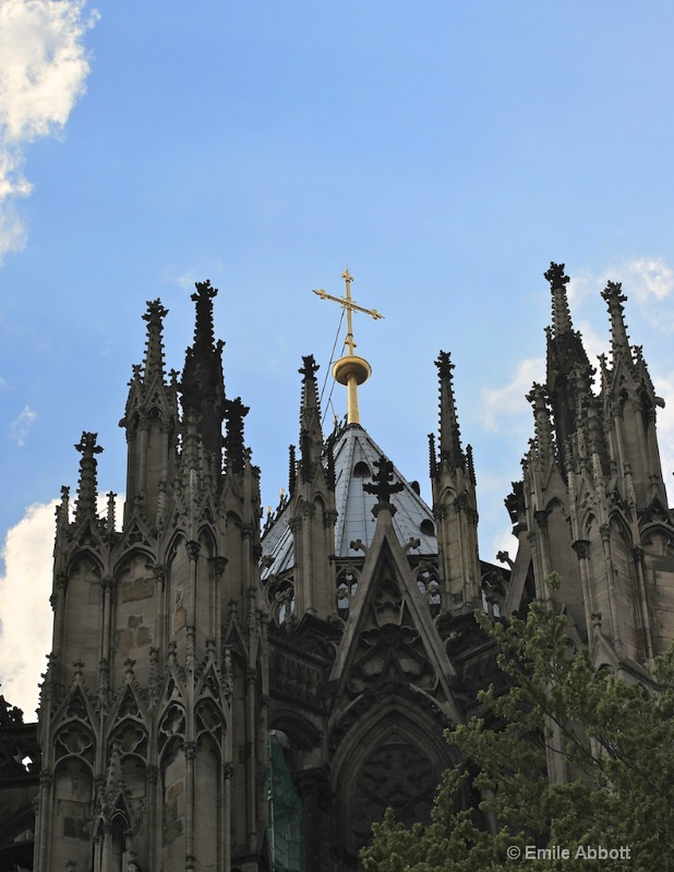 Vertical view of the Golden Cross