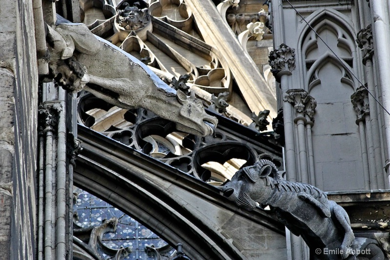 Two opposing Gargoyles