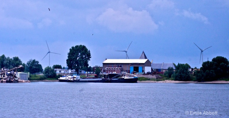 Along Amsterdam to Nijmegen canal