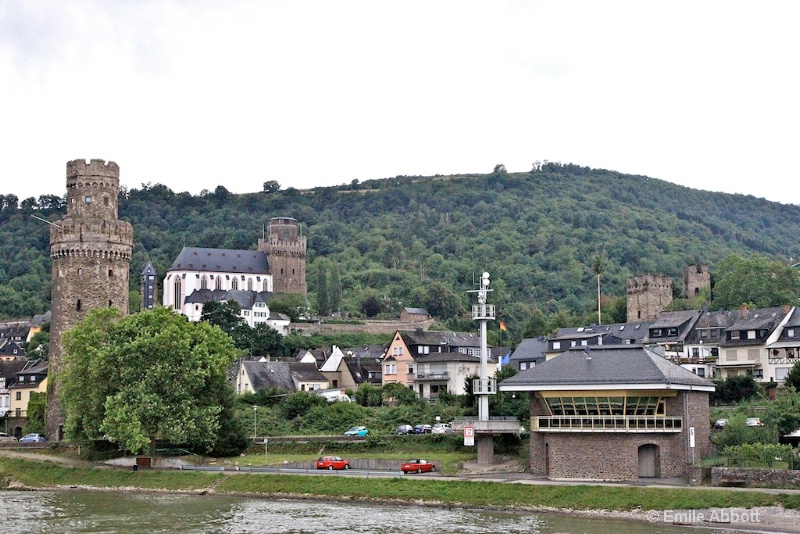 Count the towers of Oberwesel