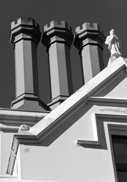 Starck Contrasts