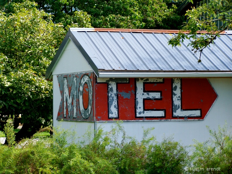 Corner Motel 