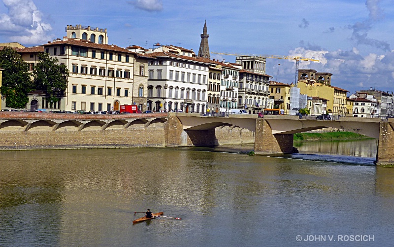 CANOE THE FLUME ARNO, FLORENCE, ITALY