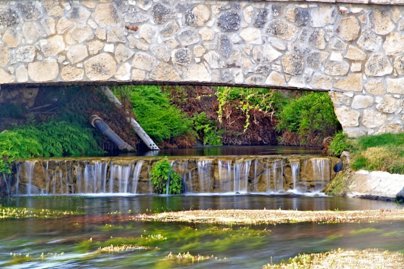 Caroline Springs, Independence Creek