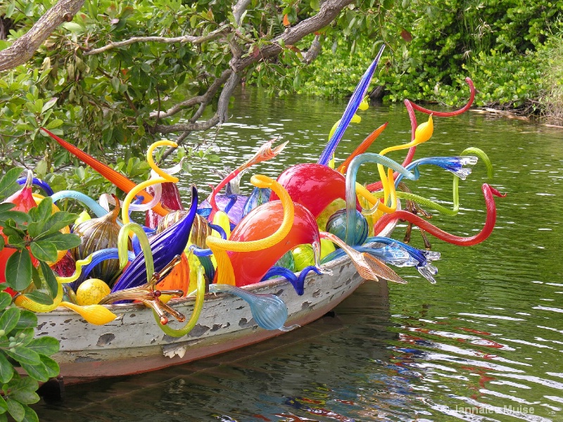 Chihuly at Fairchild, Miami boat