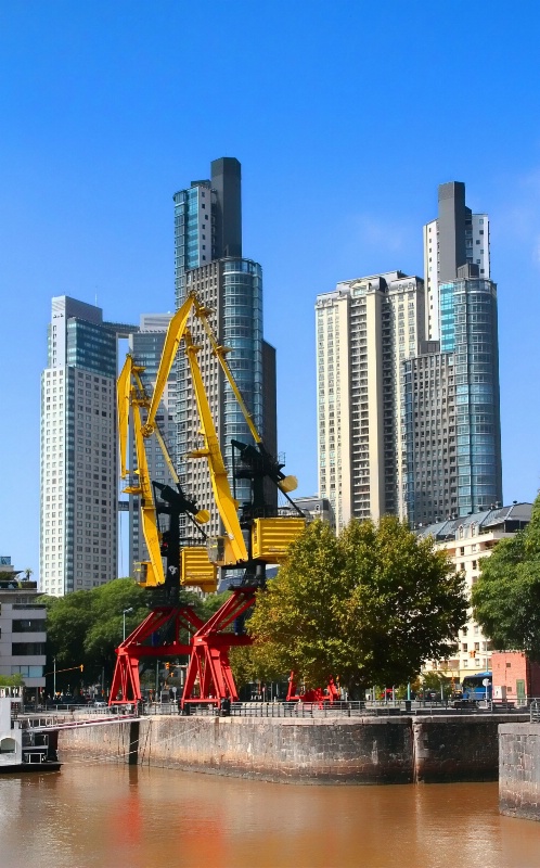 Cranes and buildings 2