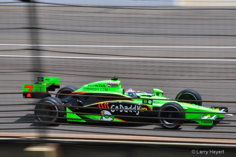 Danica Patrick Leading the Indy 500