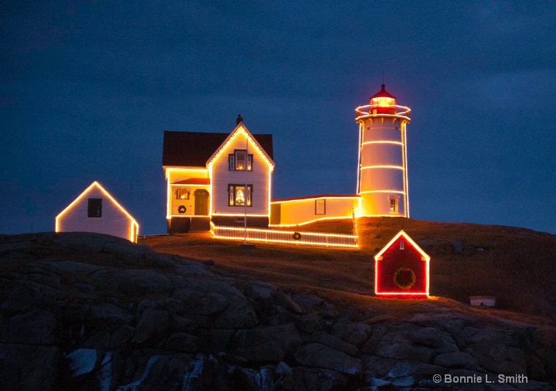 x-mas at nubble light 1