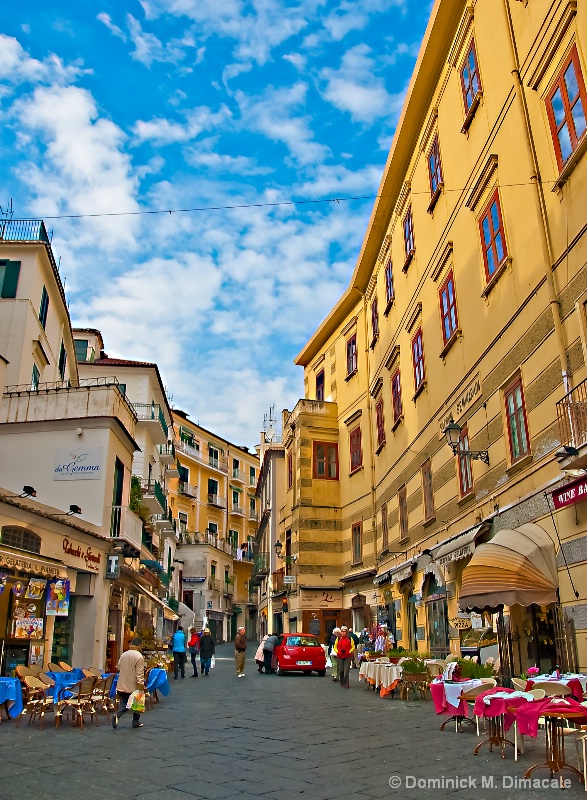 ~ UN LATO STRADA ITALIANO ~