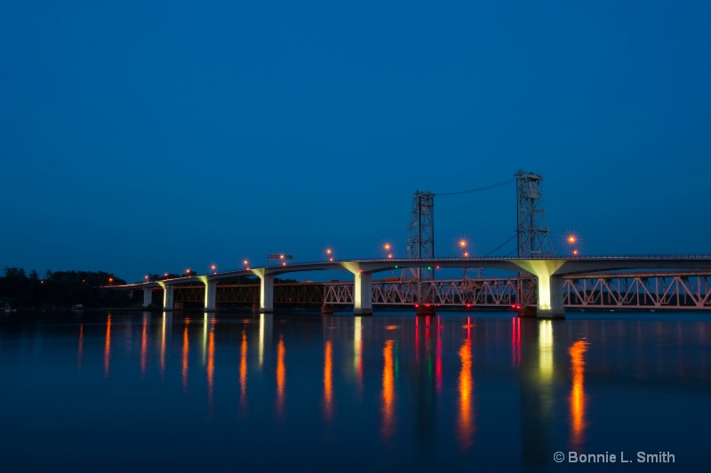 carlton bridge