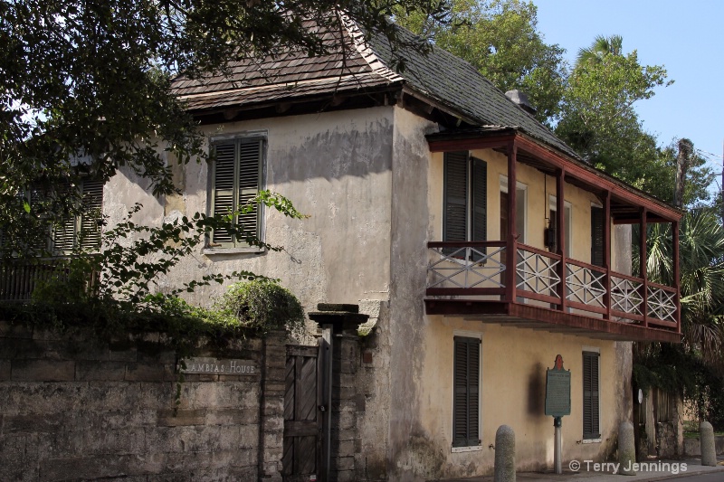Historic Llambias House