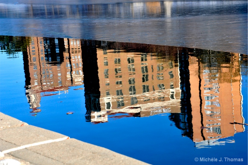 Buildings Reflected Under Ice !