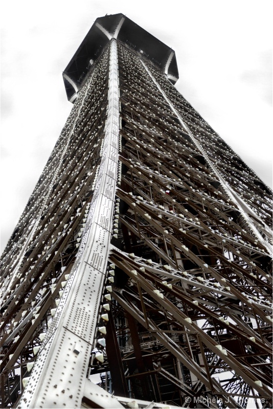 The Very Top Of The Eiffel Tower !