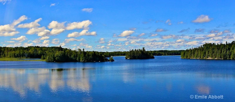 Ontario provence of thousands of lakes