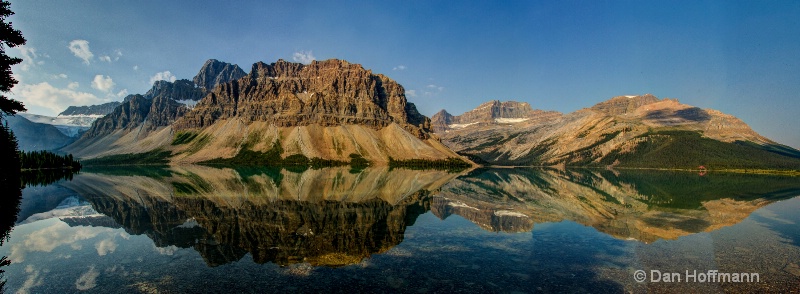 panorama crowfoot moutain   bow lake