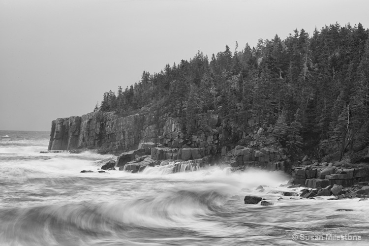 Boulder Beach Storm B&W 6473, Acadia NP