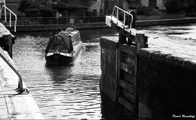 Barge at  Hackney Dock