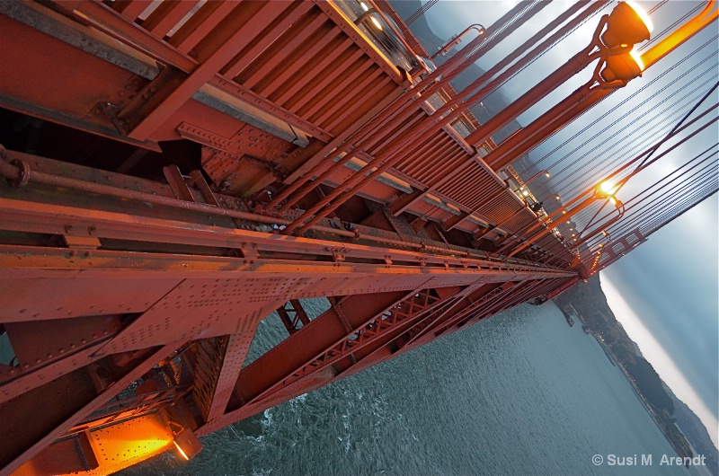 GG Bridge at Dusk