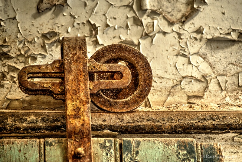 Prison Rust 3-0 F LR 11-17-15 J060-062