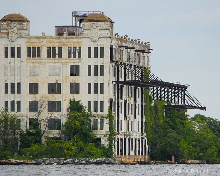 bay 27