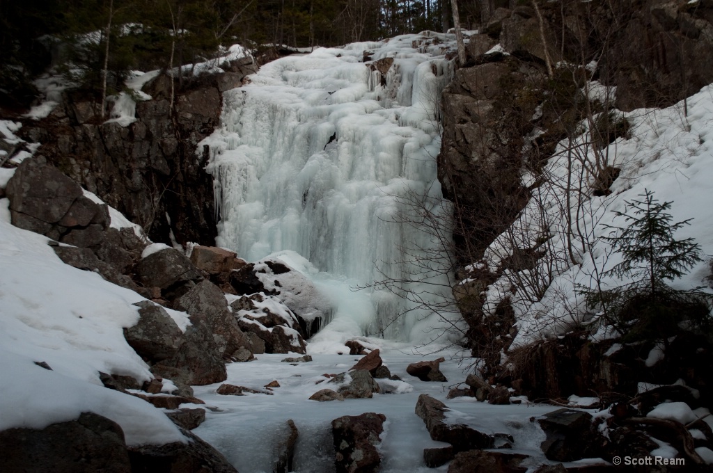 Bar Harbor.2010 Frozen Waterfall Bridge 2