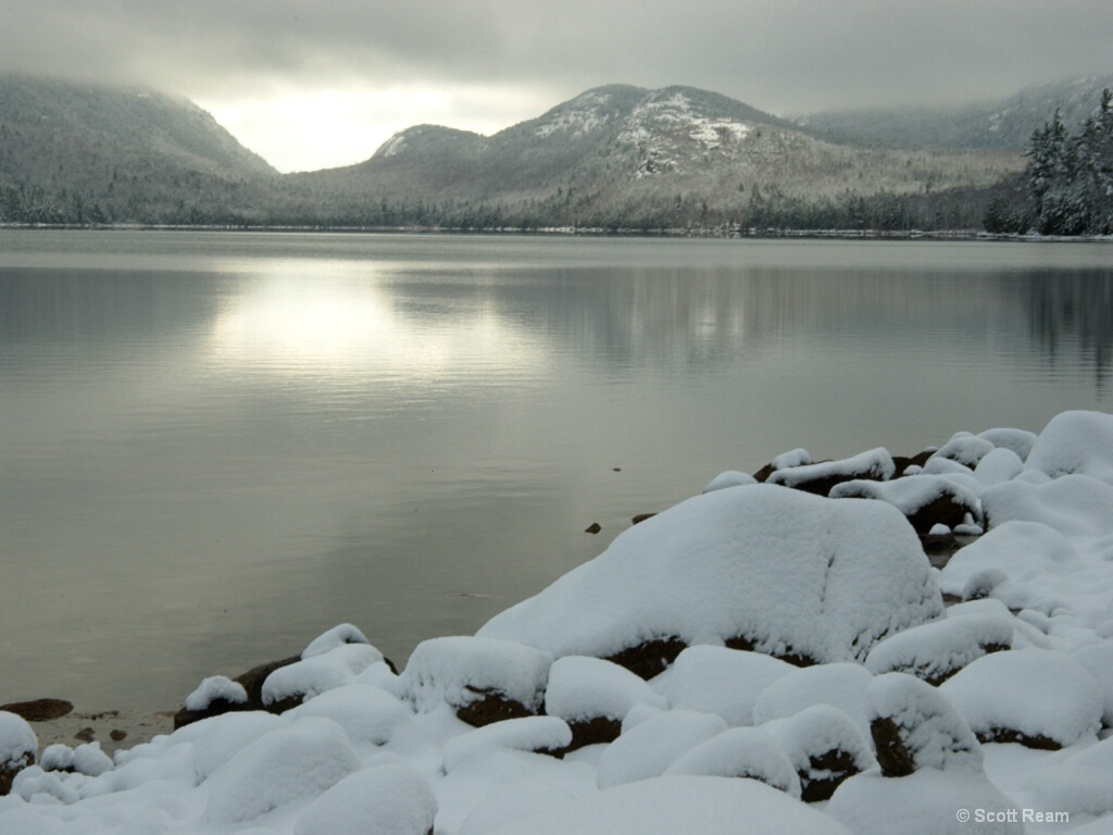 Bar Harbor.2001.Eagle Lake after snowfall