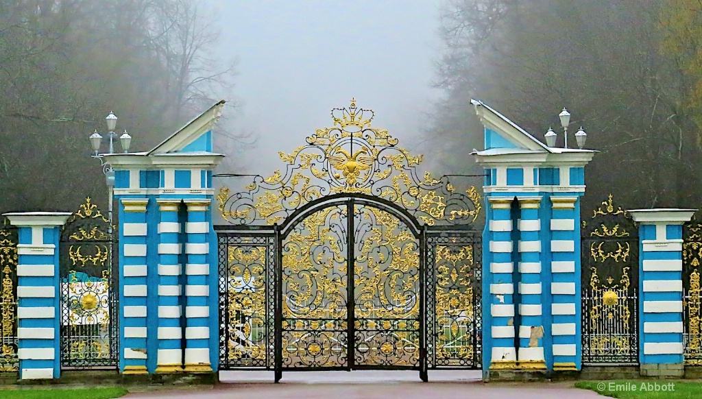 Front Gate Catherine's Palace