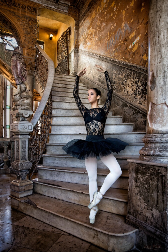 Ballerina in the Palace